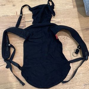 Sakura Bloom Onbuhimo baby carrier, color is BLACK